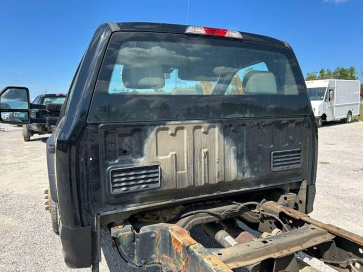2016-ford-f550-xl-image-26
