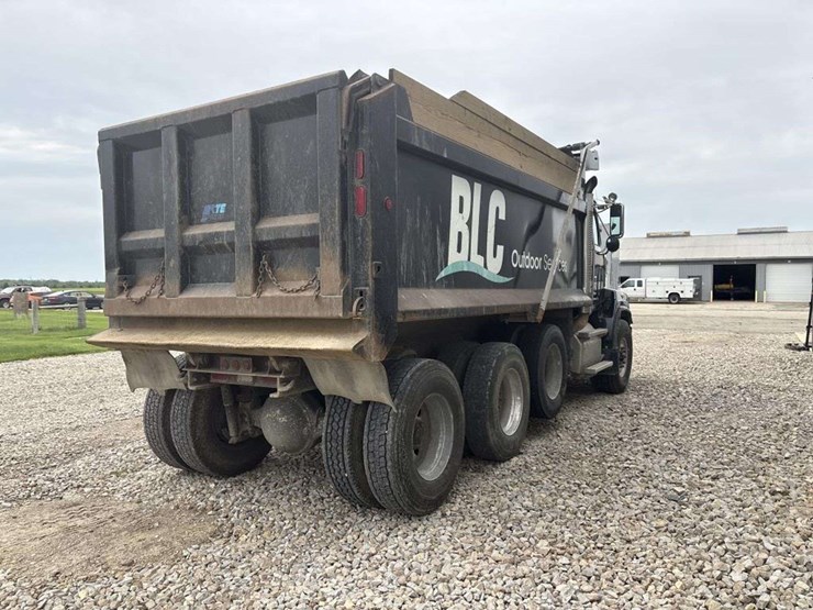2018-western-star-4700-image-5