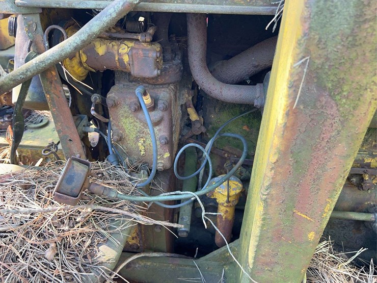 caterpillar-crawler-loader-image-33
