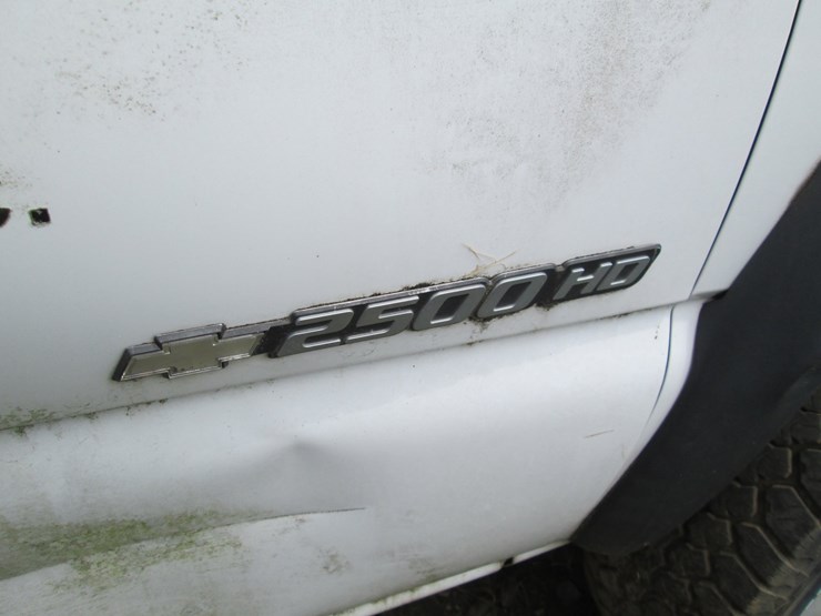 2006-chevrolet-2500hd-image-14