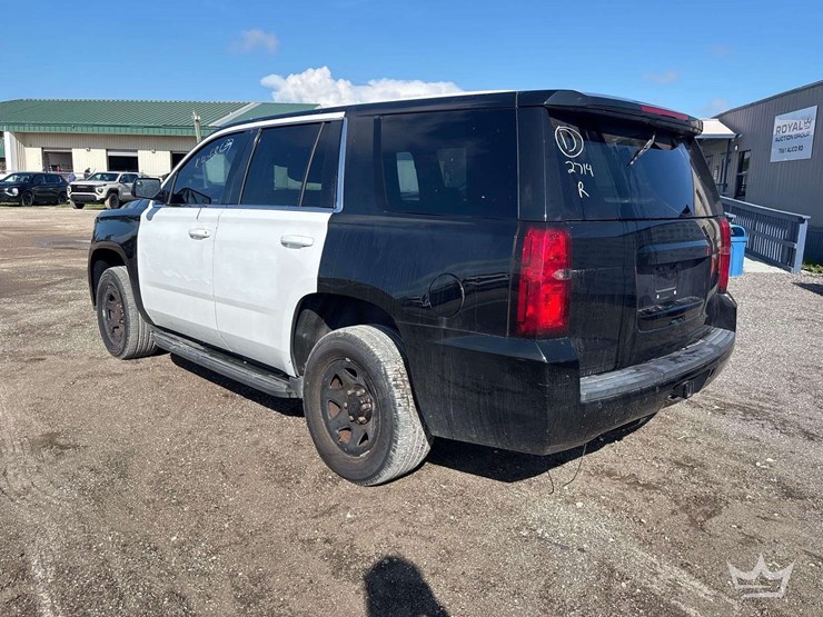 2018-chevrolet-tahoe-image-4