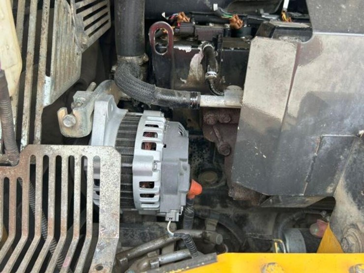 2014-deere-85g-image-25