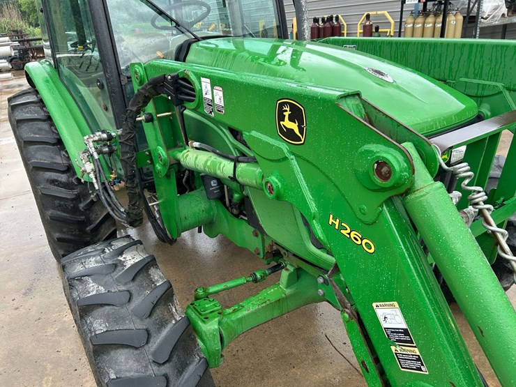 2012-john-deere-5101e-image-15