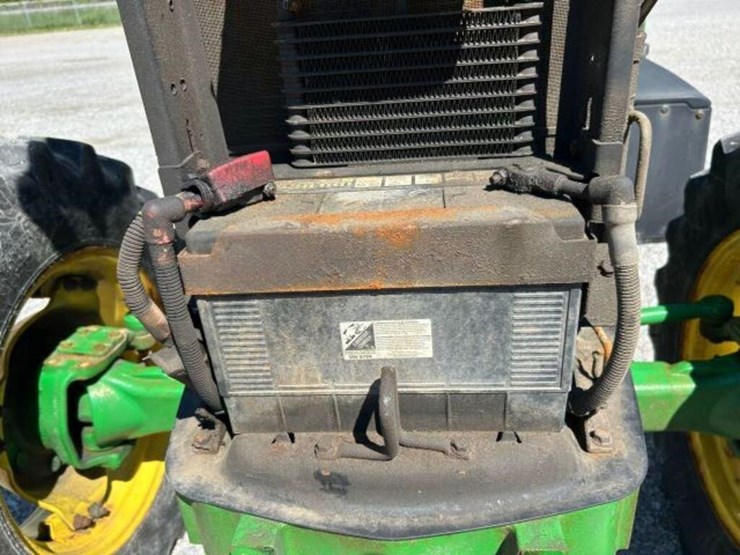 2016-john-deere-5085e-image-23