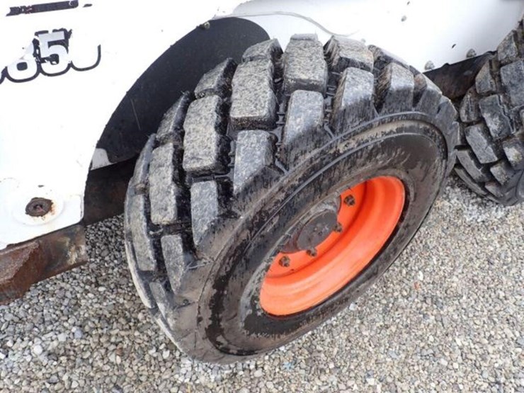 2020-bobcat-s850-image-48