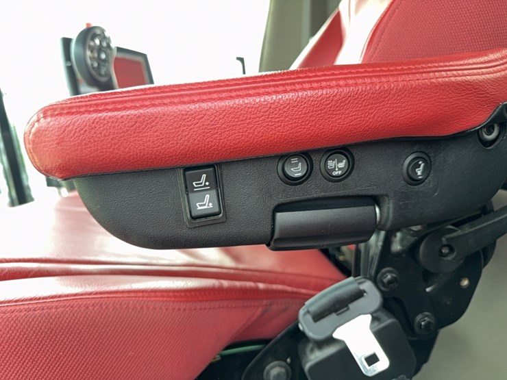 2022-case-ih-8250-image-65