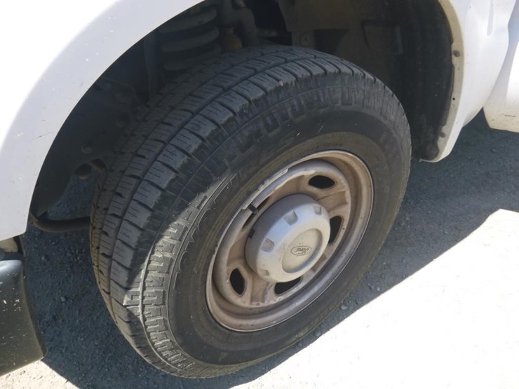 2010-ford-f250-image-12