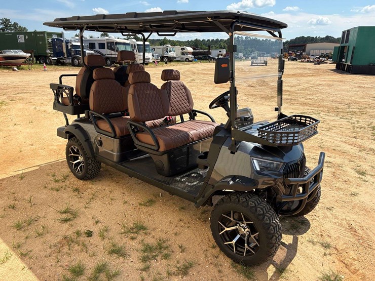 2026-sdlanch-street-legal-6-seater-golf-cart-w/-on-board-charger-image-4