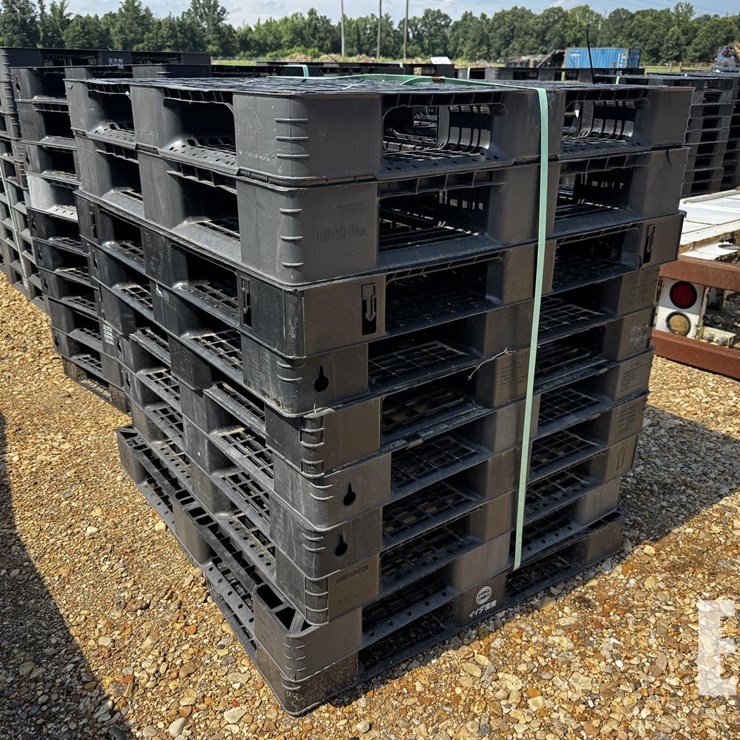 BUNDLE OF 10 PALLETS