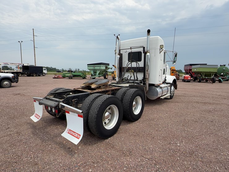 2006-kenworth-t800-image-23
