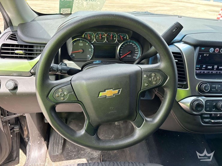 2018-chevrolet-tahoe-image-64