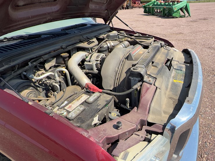 2004-ford-350-image-12