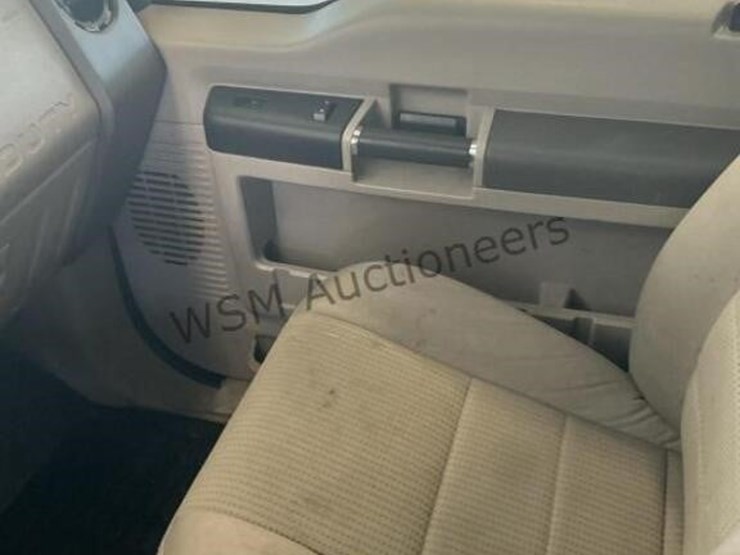 2008-ford-f350-image-24