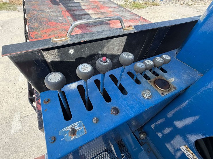 1990-ford-l8000-image-23