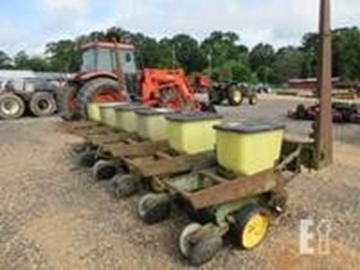 john-deere-7100-image-2