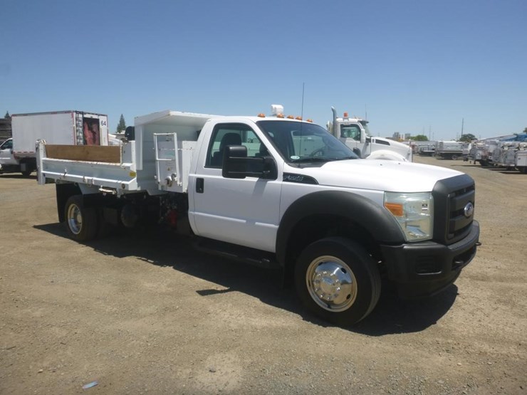 2011-ford-f550-image-2