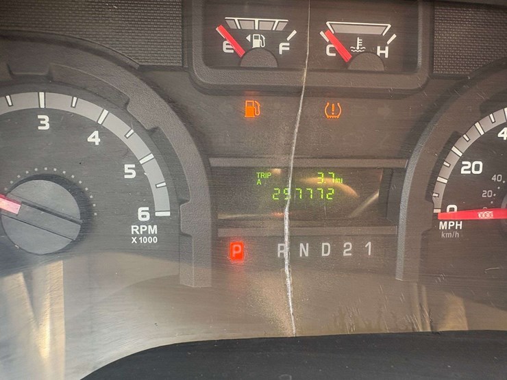 2013-utility-van-image-30