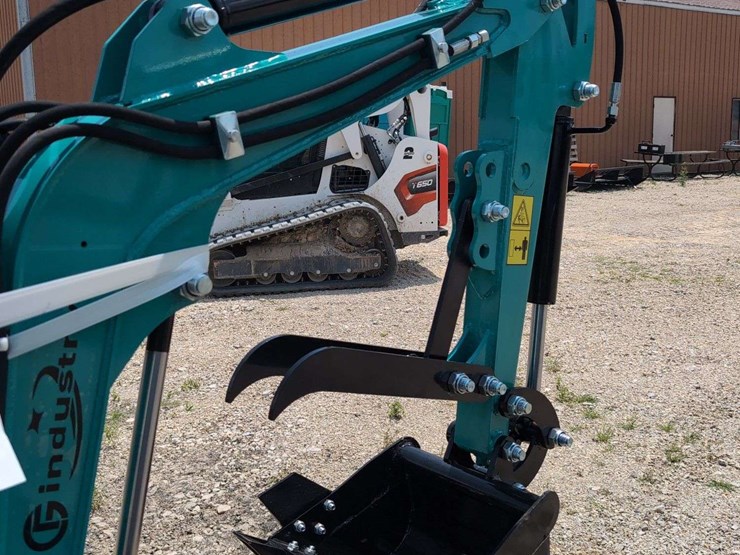 cfg-industries-mini-excavator---mh13rx-image-9