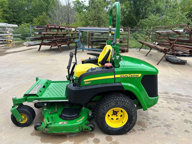 2014-john-deere-997-image-3