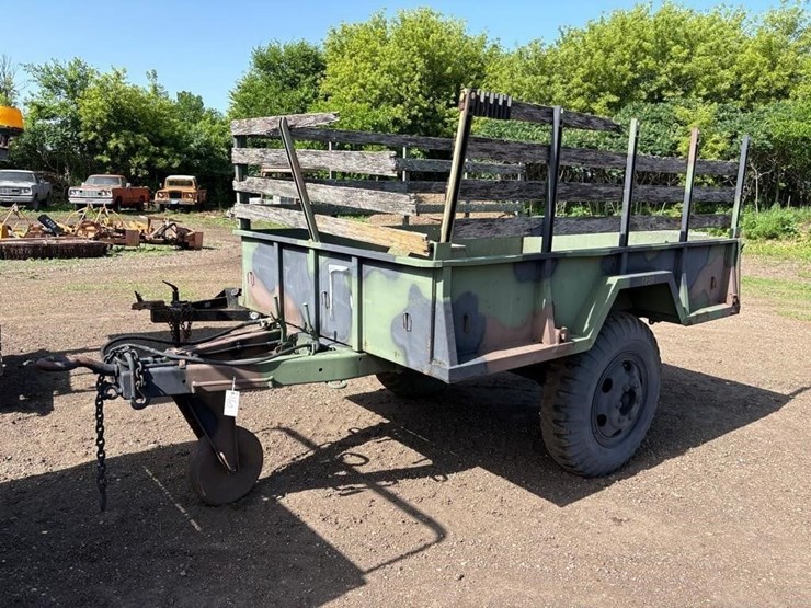 1-1/2-ton-m105a2-cargo-trailer-image-1