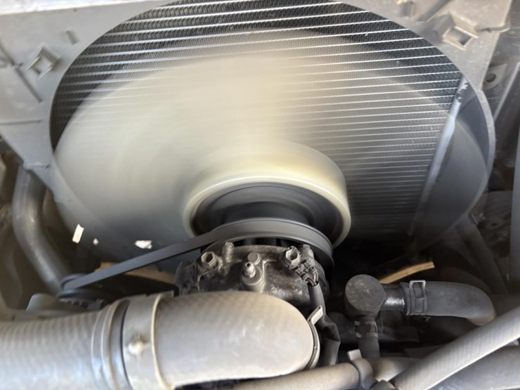 2018-toyota-8fgcu30-image-31