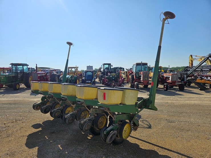 john-deere-7000-image-5