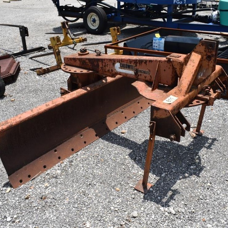 7' CALDWELL BLADE 3PT