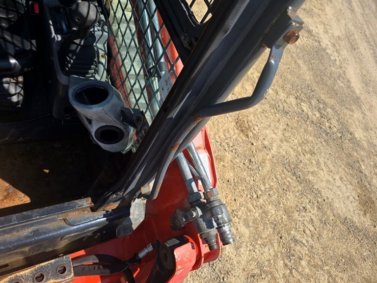 kubota-svl65-2-image-21