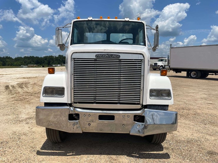 1988-freightliner-flc112-image-5