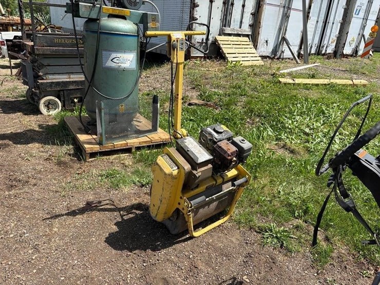 bomag-bw55e-image-3