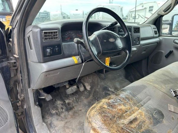 2002-ford-f550-image-20