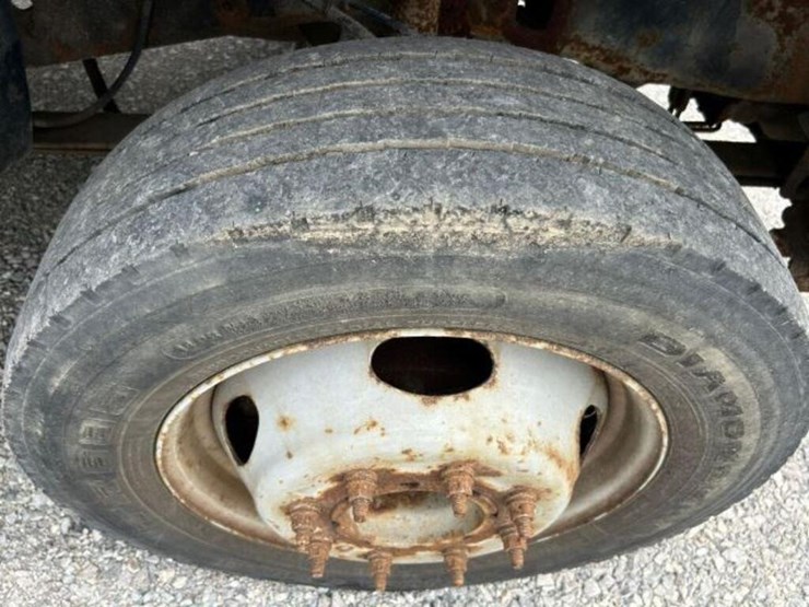 2002-ford-f550-image-64