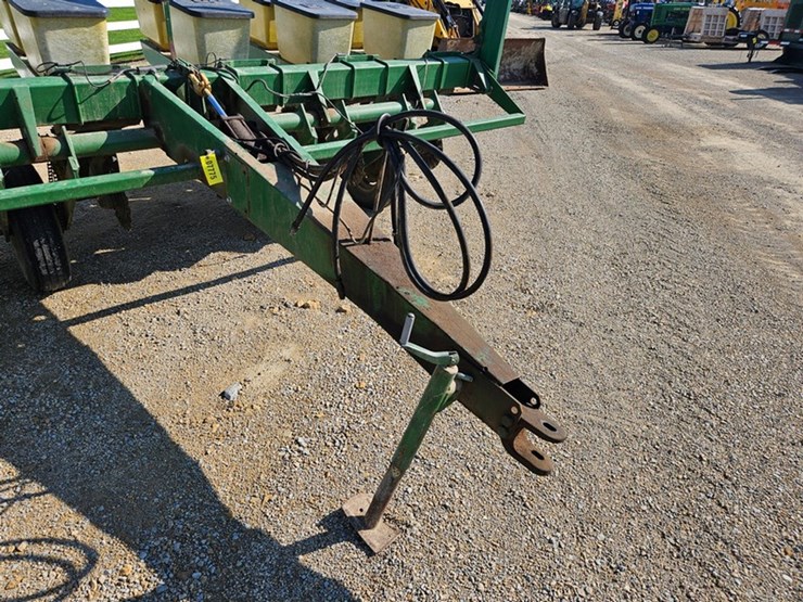 john-deere-7000-image-9