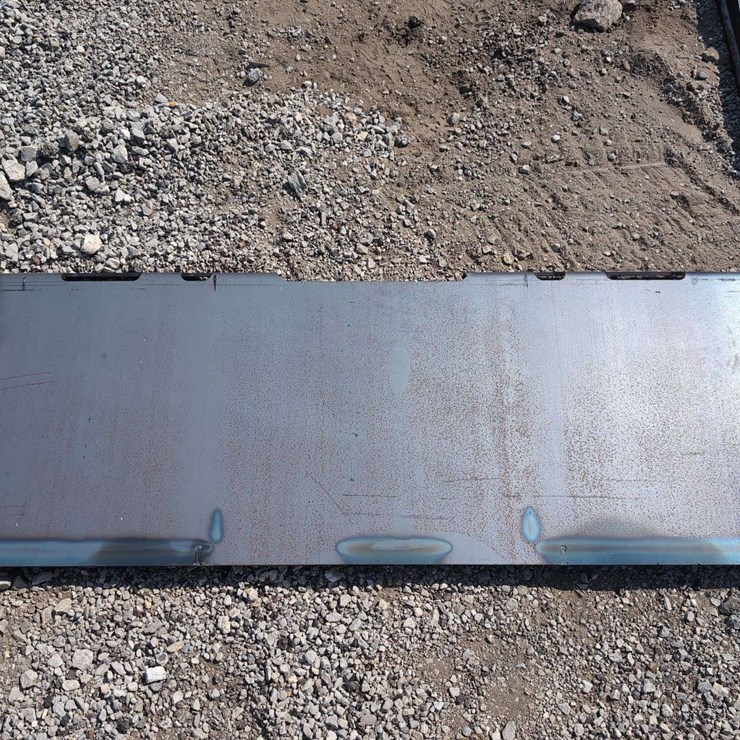 (1) Wolverine Skid Steer Attachment Plate QMP3-16-6T