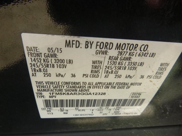 2016-ford-explorer-image-16