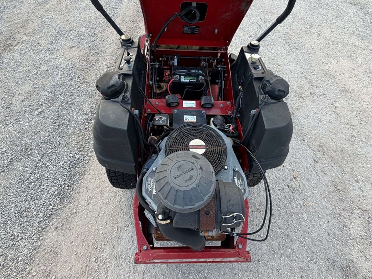 2017-ferris-zero-turn-mower-image-16