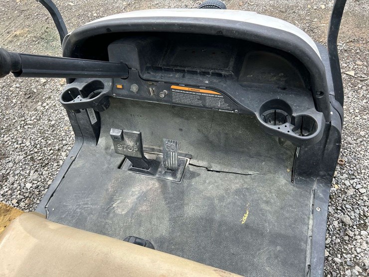 2012-club-car-d1238-president-48-volt-golf-cart-image-15