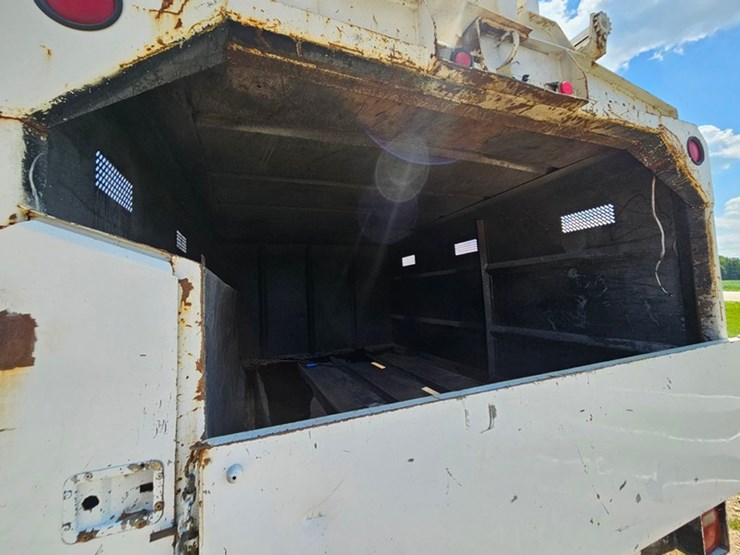 ford-f750-image-24