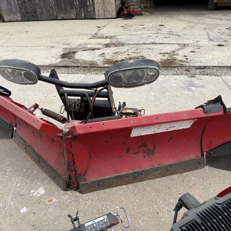 Boss 8ft2in Power V Snow Plow w/ 12in Extensions