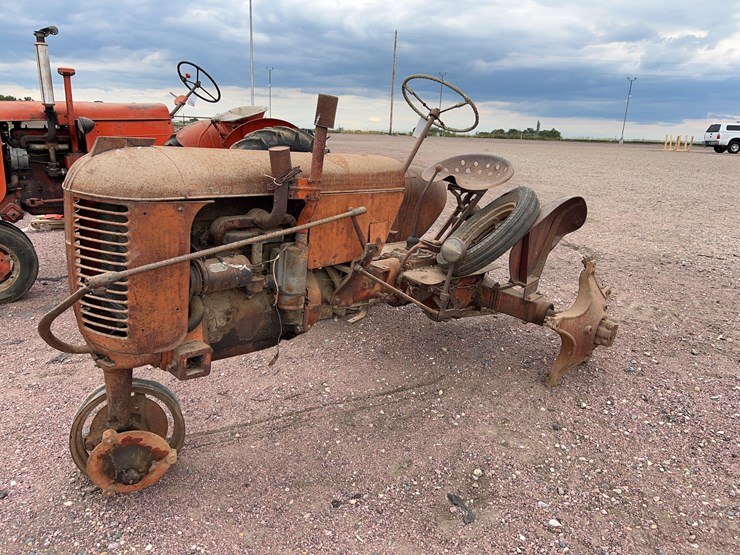 1942-j.i-case-tractor-image-1