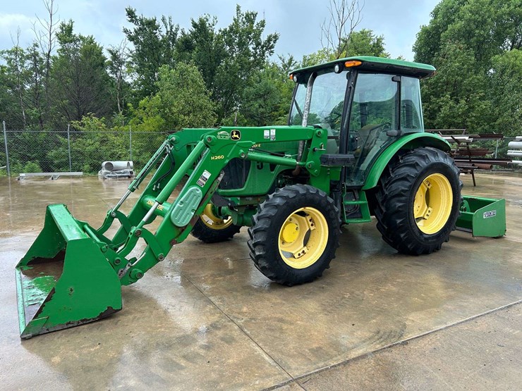 2012-john-deere-5101e-image-1