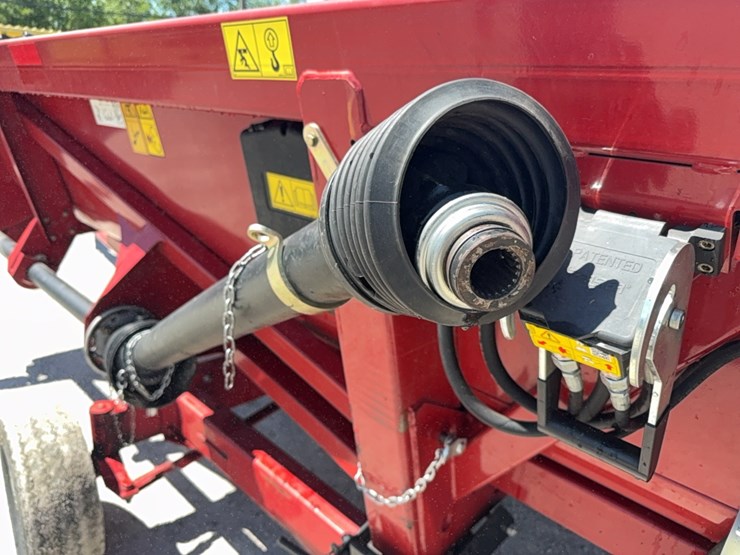 2020-case-ih-4412-image-17