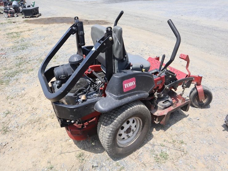toro-z-master-commercial-zero-turn-mower-image-8