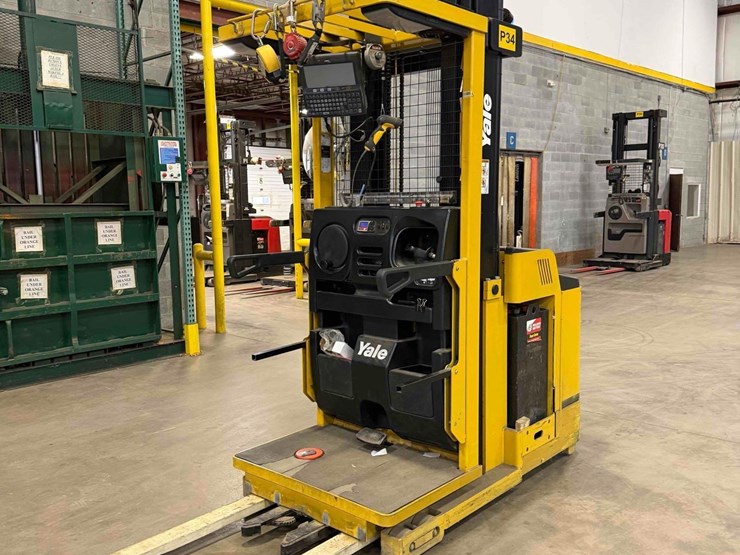 yale-os030bfn36te119-order-picker-image-5