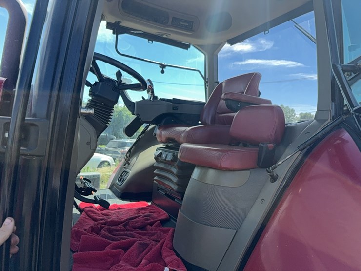 2011-case-ih-magnum-290-image-38