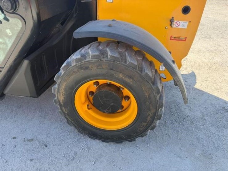 2018-jcb-505-20-image-38