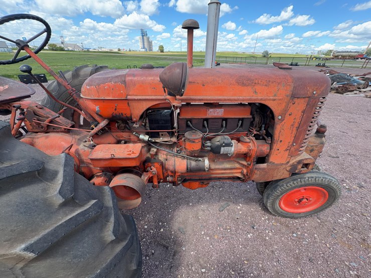 1952-case-sc-tractor-image-13