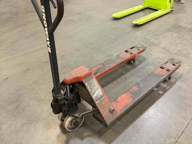 manual-pallet-jack-image-5