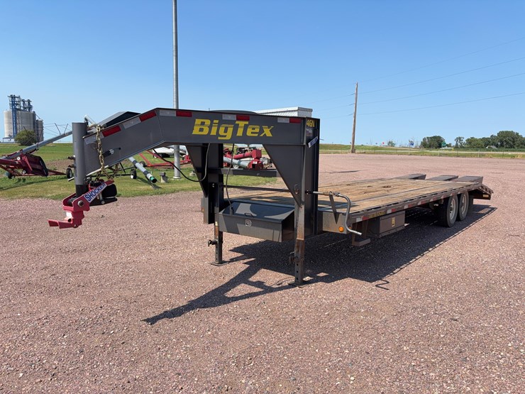 2013-big-tex-gooseneck-trailer-image-1