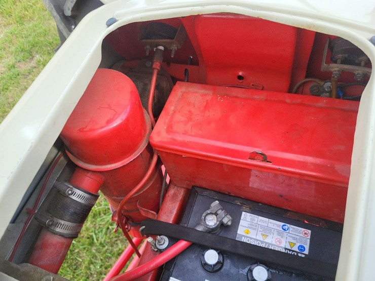 1951-ford-8n-image-37
